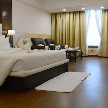 Hotel Dhroov By Mystical Views Shimla Esterno foto