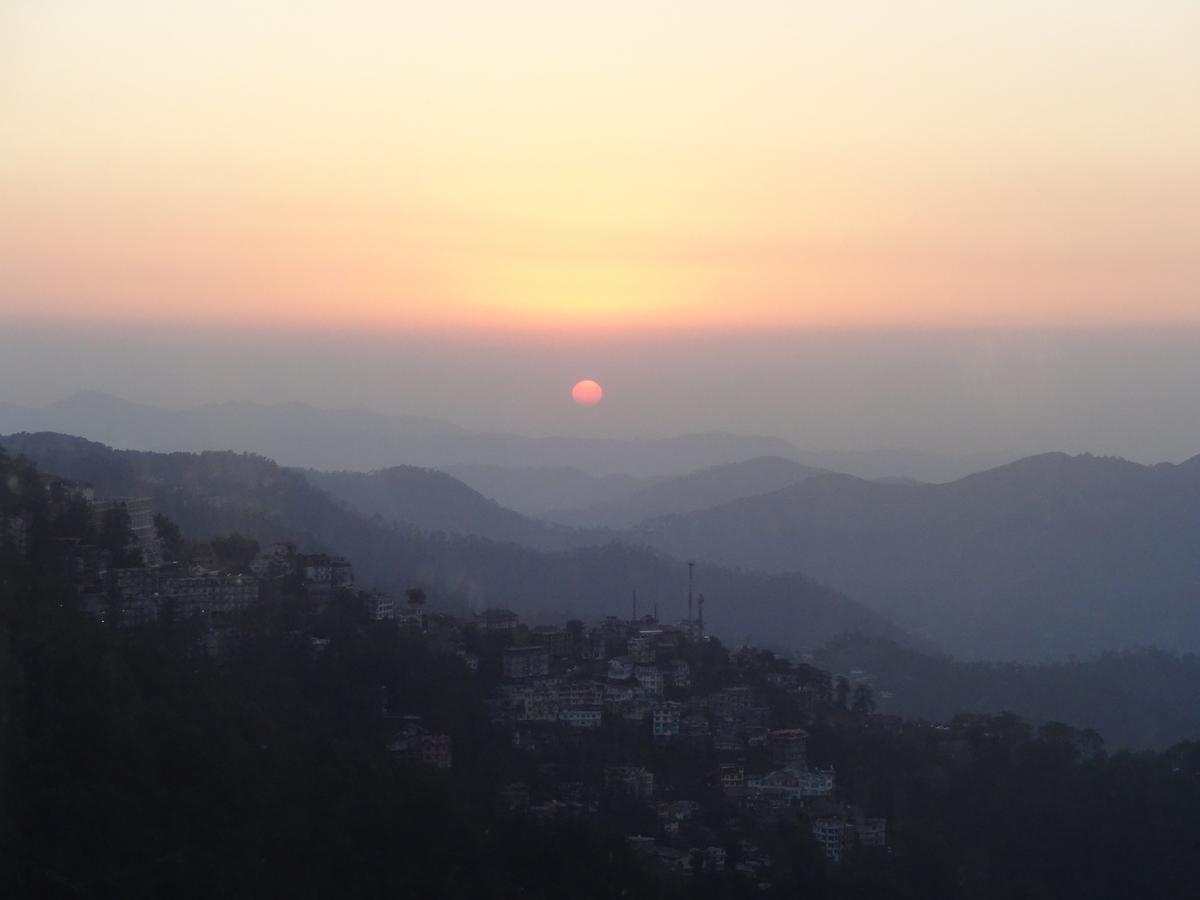 Hotel Dhroov By Mystical Views Shimla Esterno foto