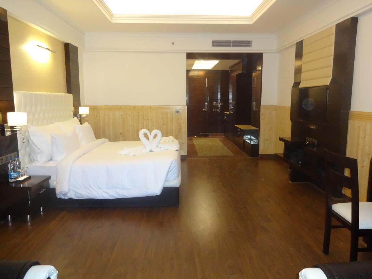 Hotel Dhroov By Mystical Views Shimla Esterno foto