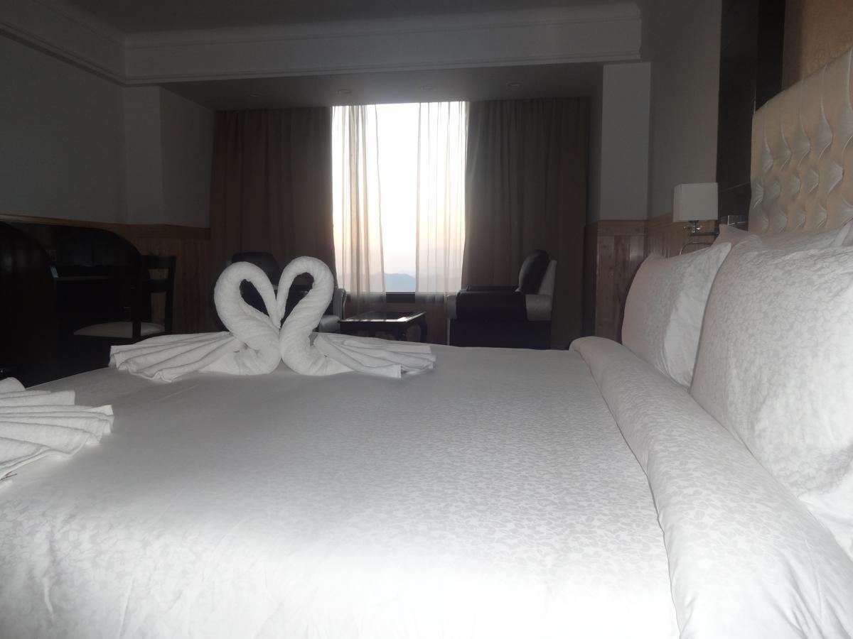 Hotel Dhroov By Mystical Views Shimla Esterno foto