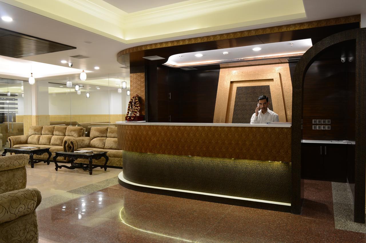 Hotel Dhroov By Mystical Views Shimla Esterno foto