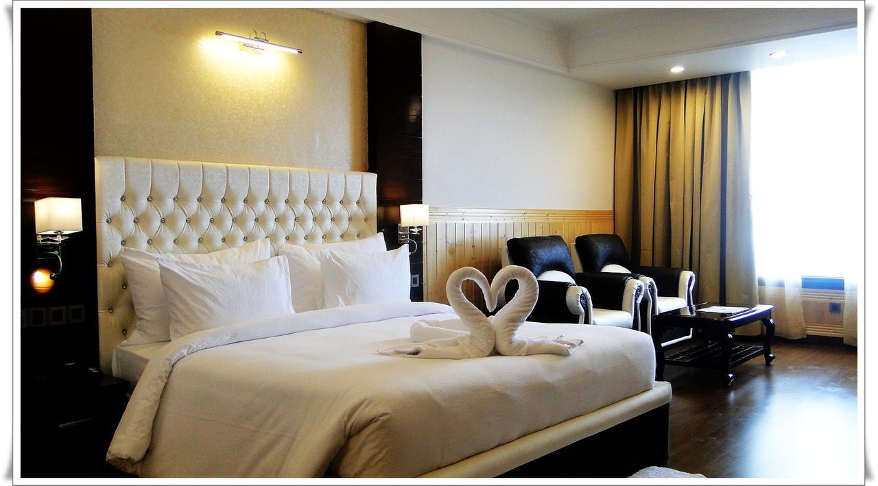 Hotel Dhroov By Mystical Views Shimla Esterno foto