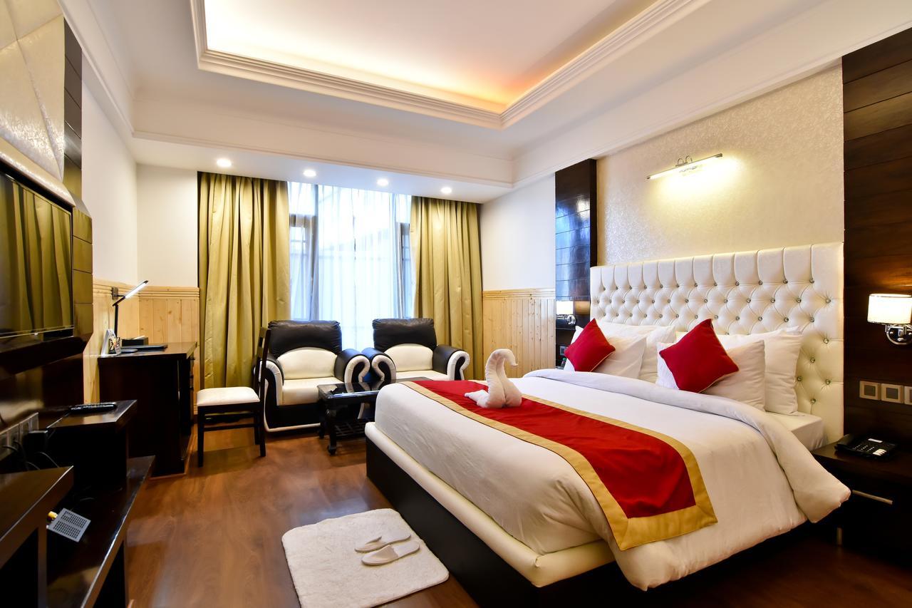 Hotel Dhroov By Mystical Views Shimla Esterno foto